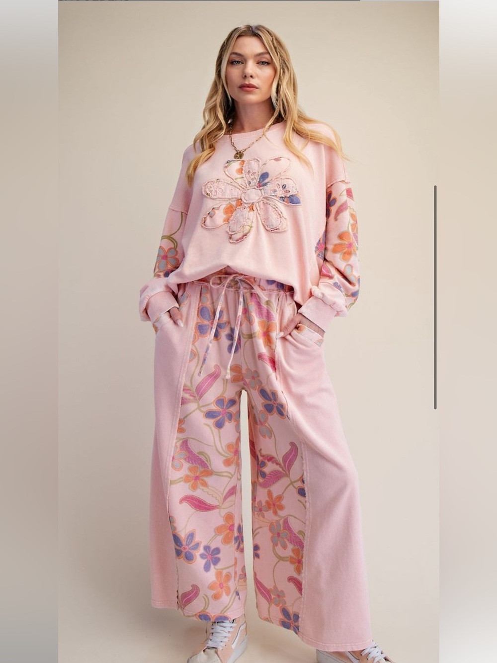 ES1–(SHIPPED 6/1) ⭐️🔥Easel Floral Wide-Leg CARGO PANTS WITH MATCHING TOP - Picture 3 of 7